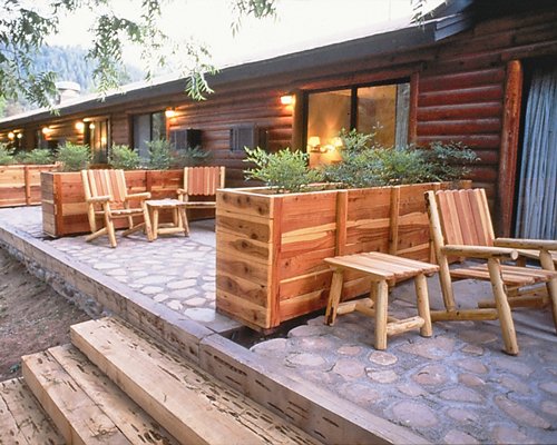 Kohls Ranch Lodge patio