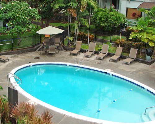 resort pool