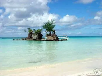 Laguna De Boracay beach