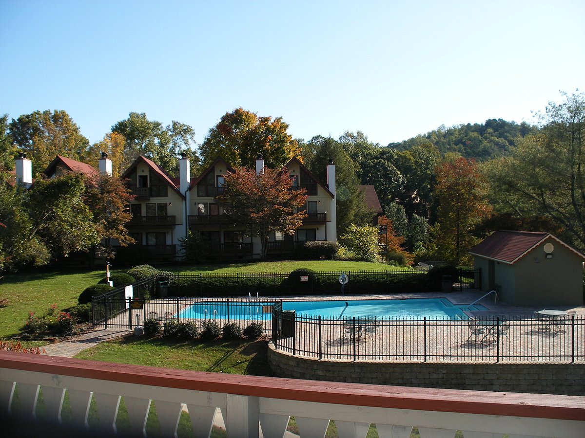 Loreley Resort pool