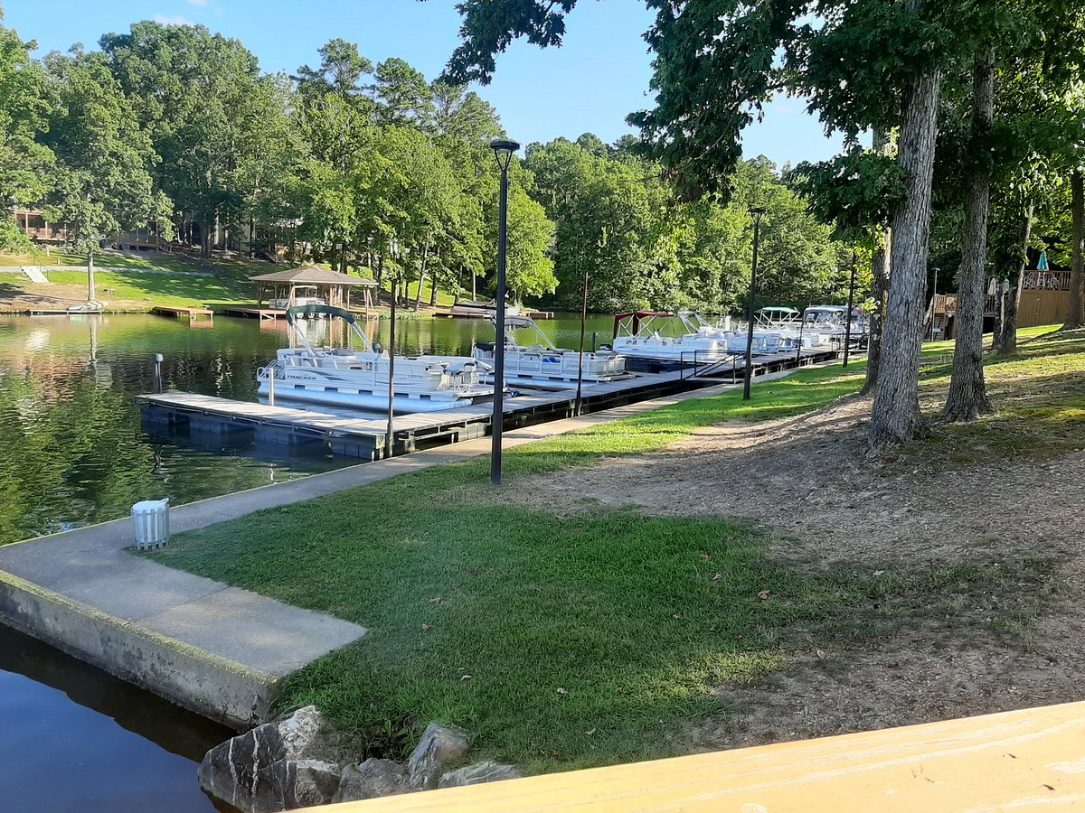 Los Lagos At Hot Springs Village deck