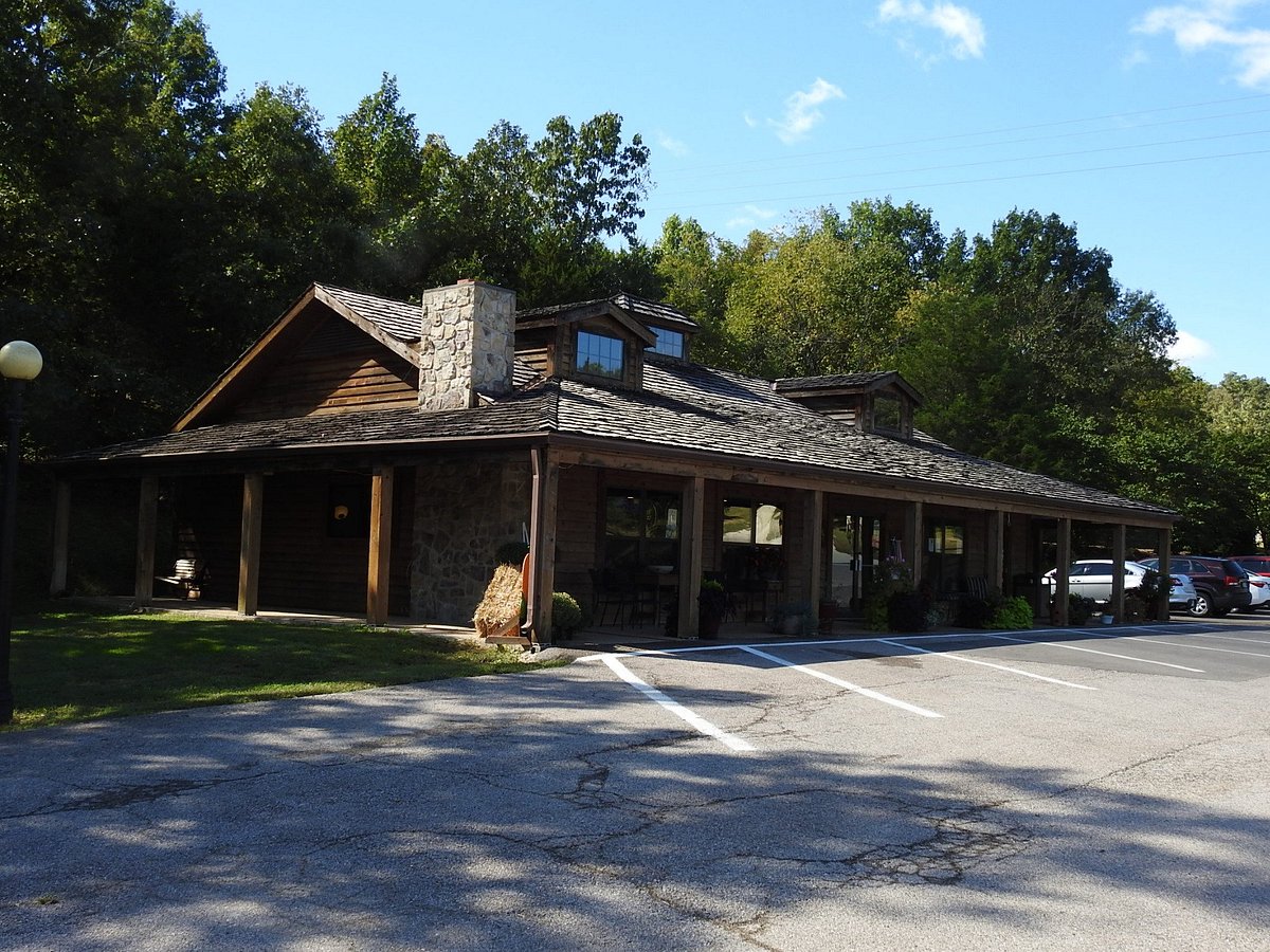 Lost Valley Lake RV Resort check in