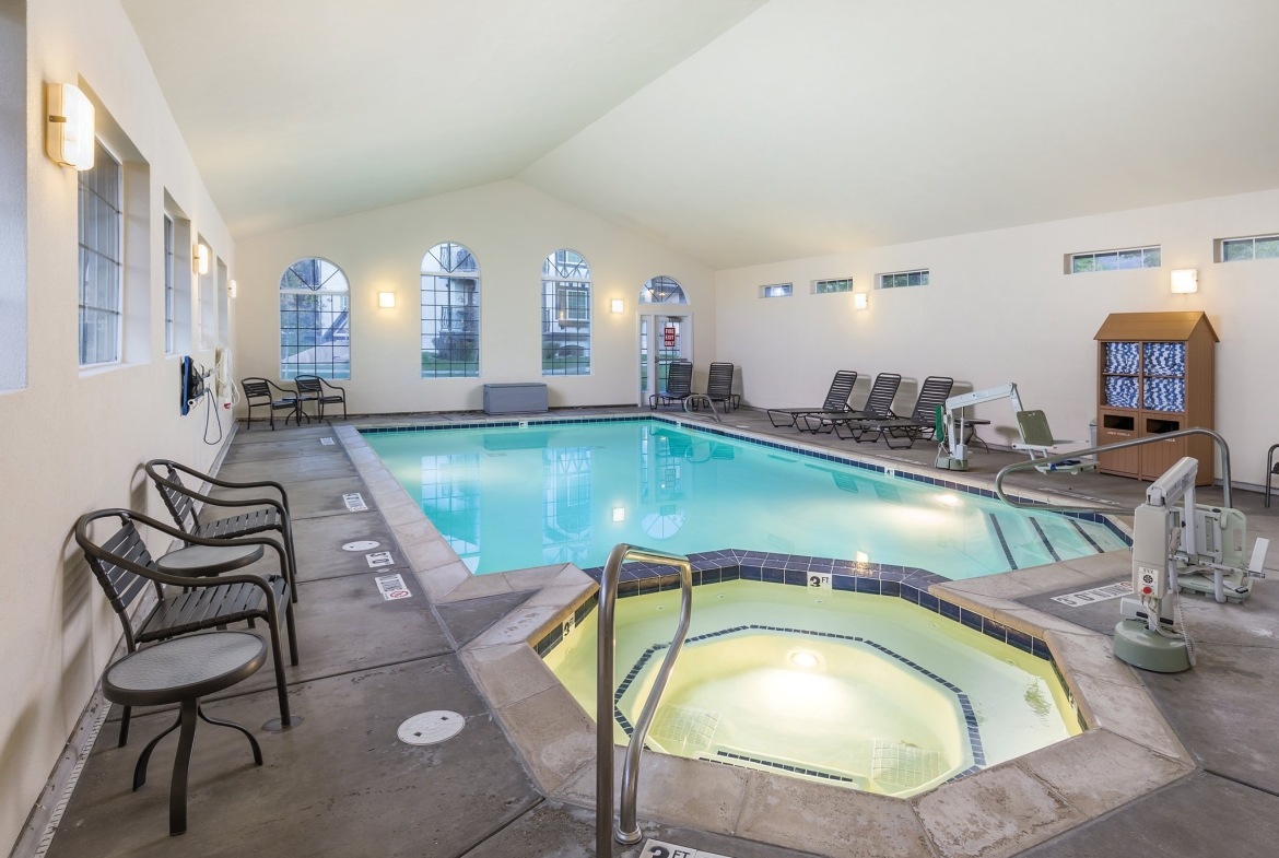 WorldMark Midway Indoor Pool