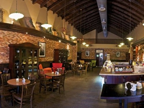 Ocean Blue Golf & Beach Resort dining
