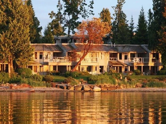 Pacific Shores Resort And Spa