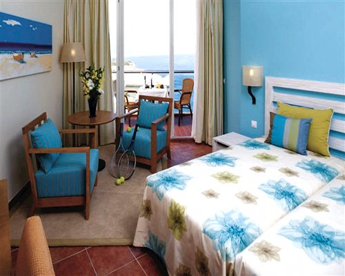 Pestana Viking Hotel bedroom