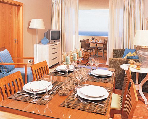 Pestana Viking Hotel dining room