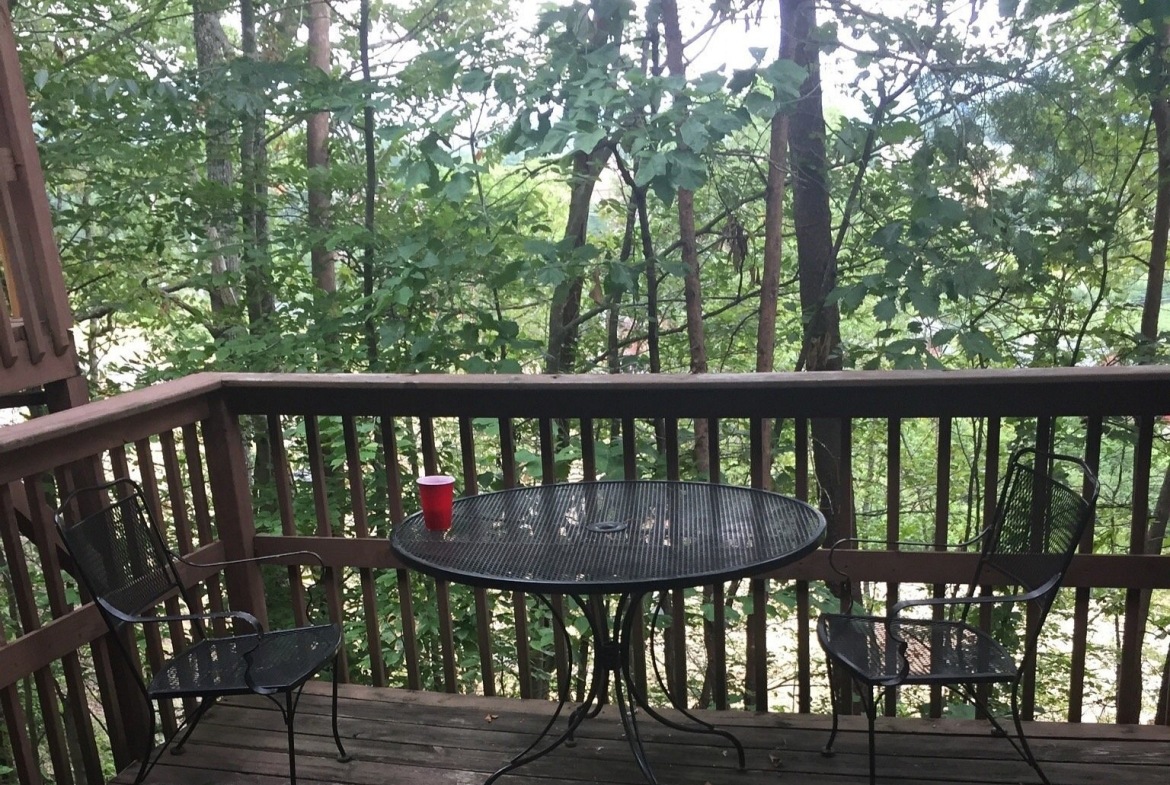Pinecrest Townhomes balcony
