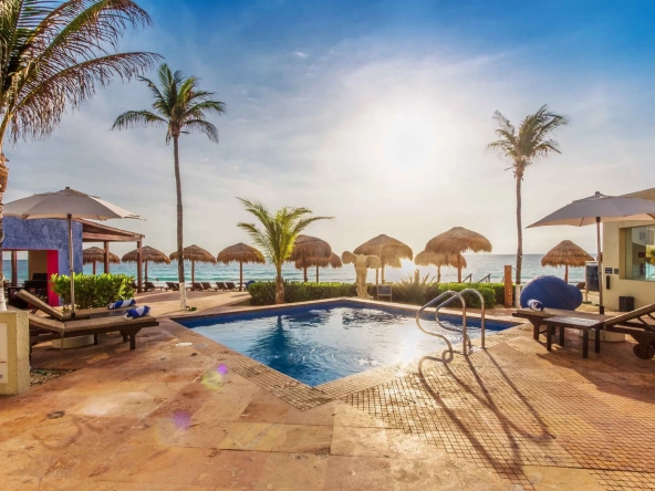 Raintree Vacation Club, Club Regina Cancun