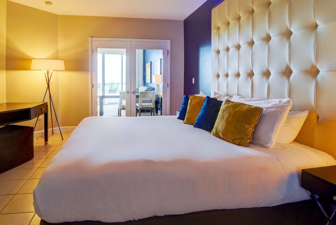 Sagamore Suites Hotel Room 5