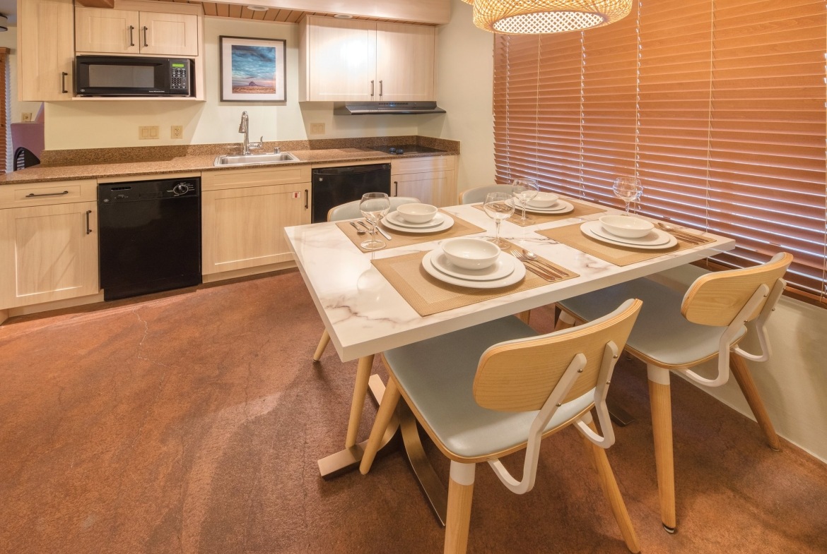 Worldmark Santa Fe Dining Area