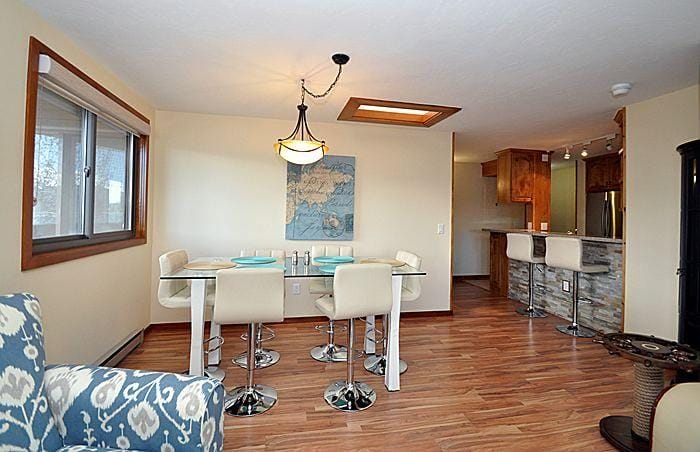 Spinnaker At Lake Dillon Dining Area