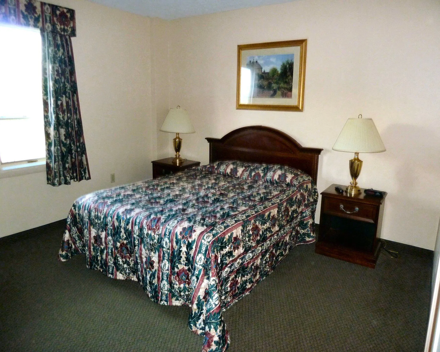 split rock resort bedroom