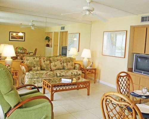 Sunrise Bay Resort And Club Living Area
