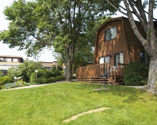 Sunrise Cove At Village West Exterior