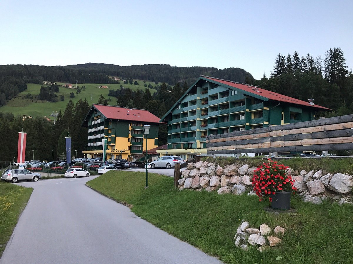 The Alpine Club