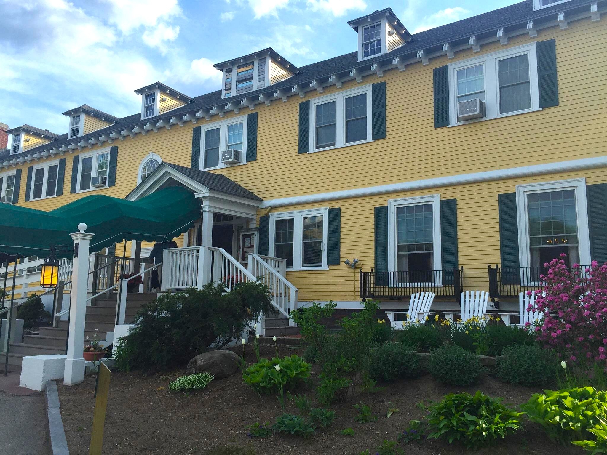 The Bethel Resort & Suites exterior