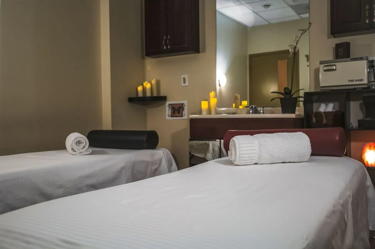 Villas at Polo Towers Spa