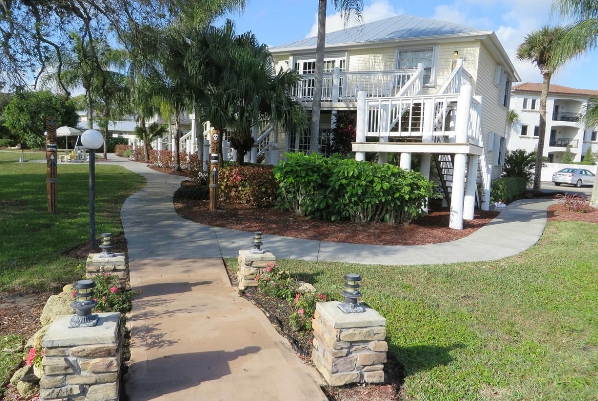 oyster bay florida