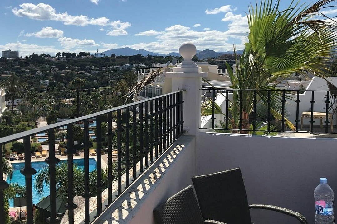 Aloha Gardens Balcony