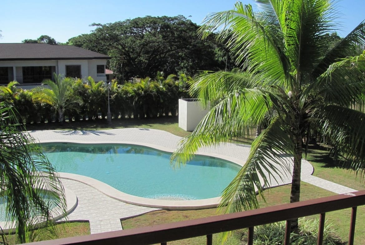 Bahia De Los Delfines Pool