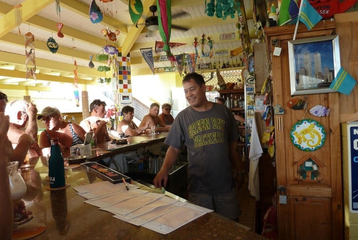 bar