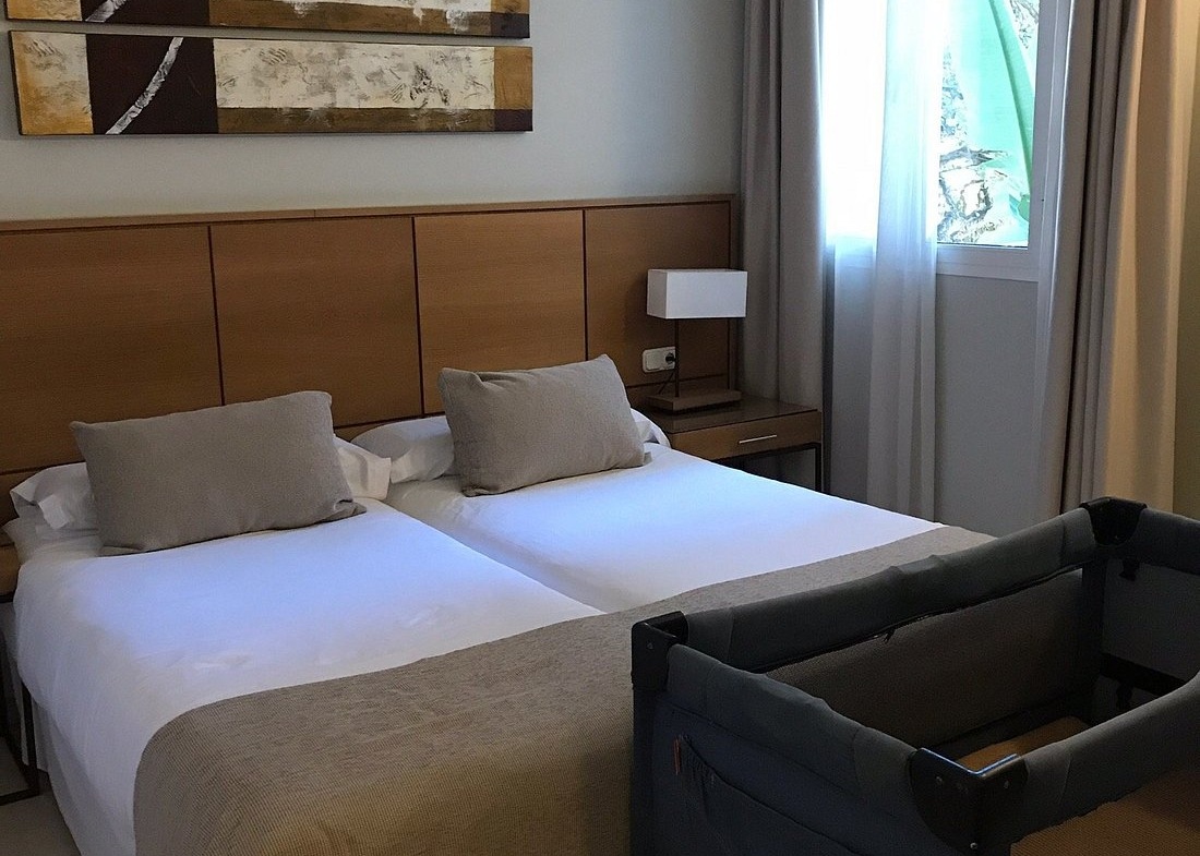 Alanda Club Marbella bedroom