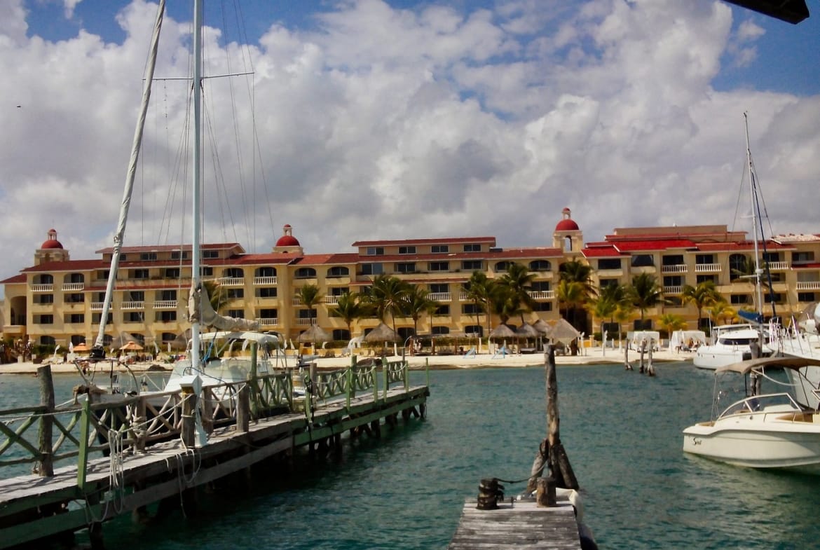 Blue Bay Club Marina
