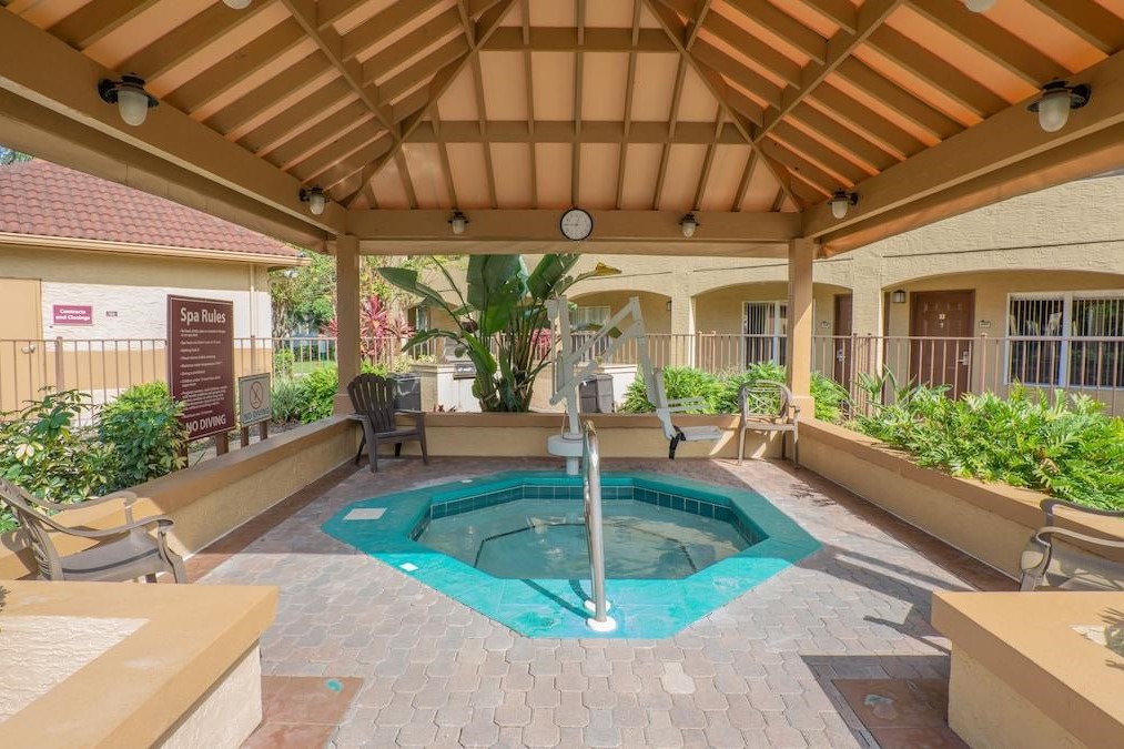 hot tub