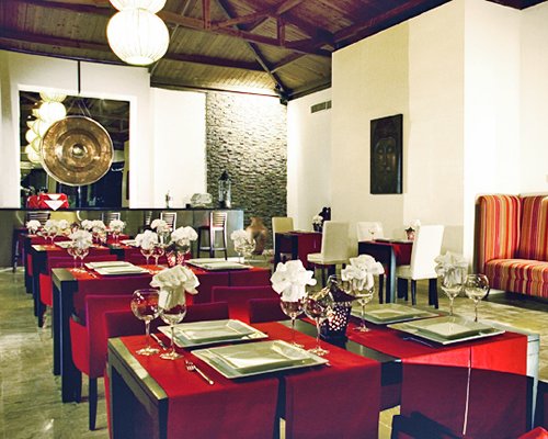 dining 2