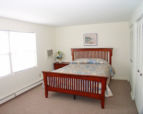 Briarwood bed
