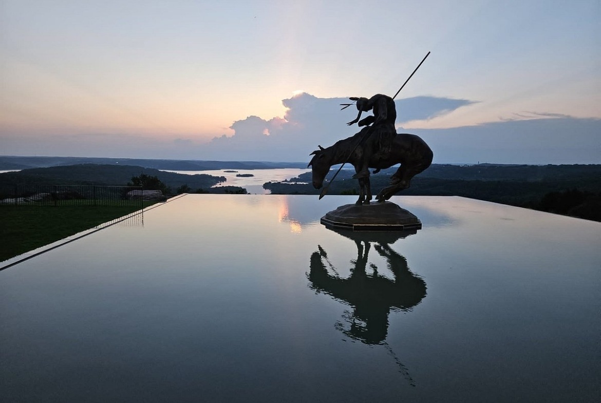 Table Rock Lake D'Monaco Reflecting Pool