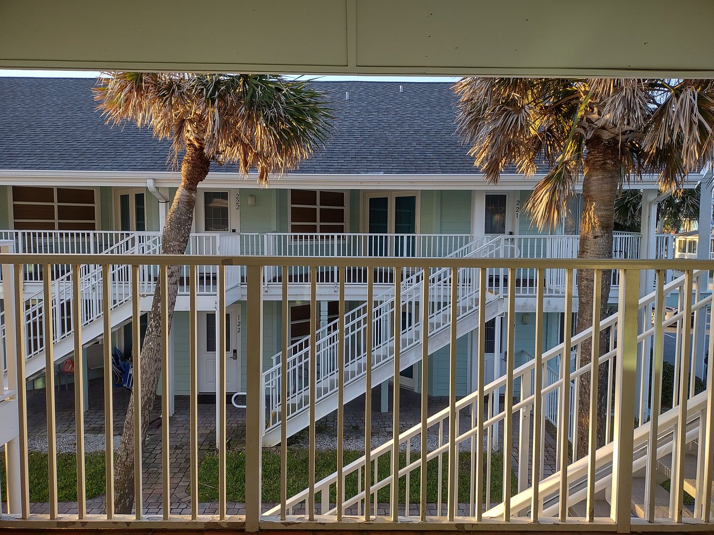 Ocean Sands Beach Club (Florida) balcony