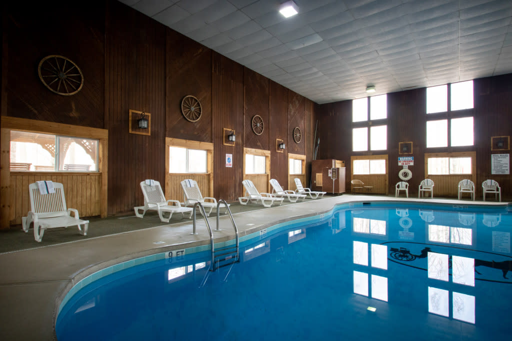 Carriage House pool