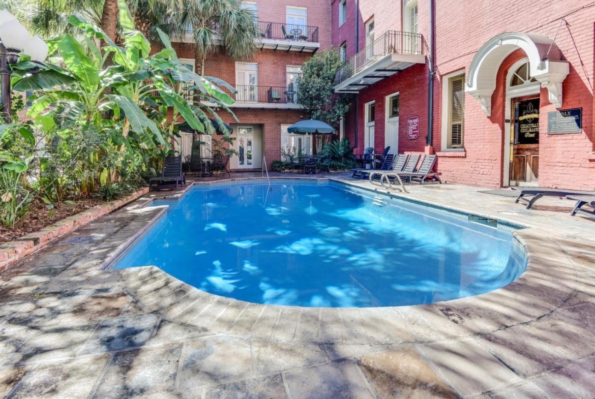 pool