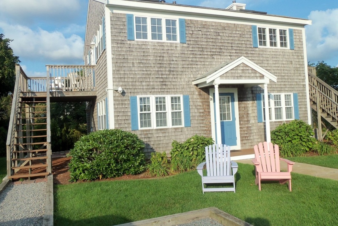Colonial Acres Resort exterior