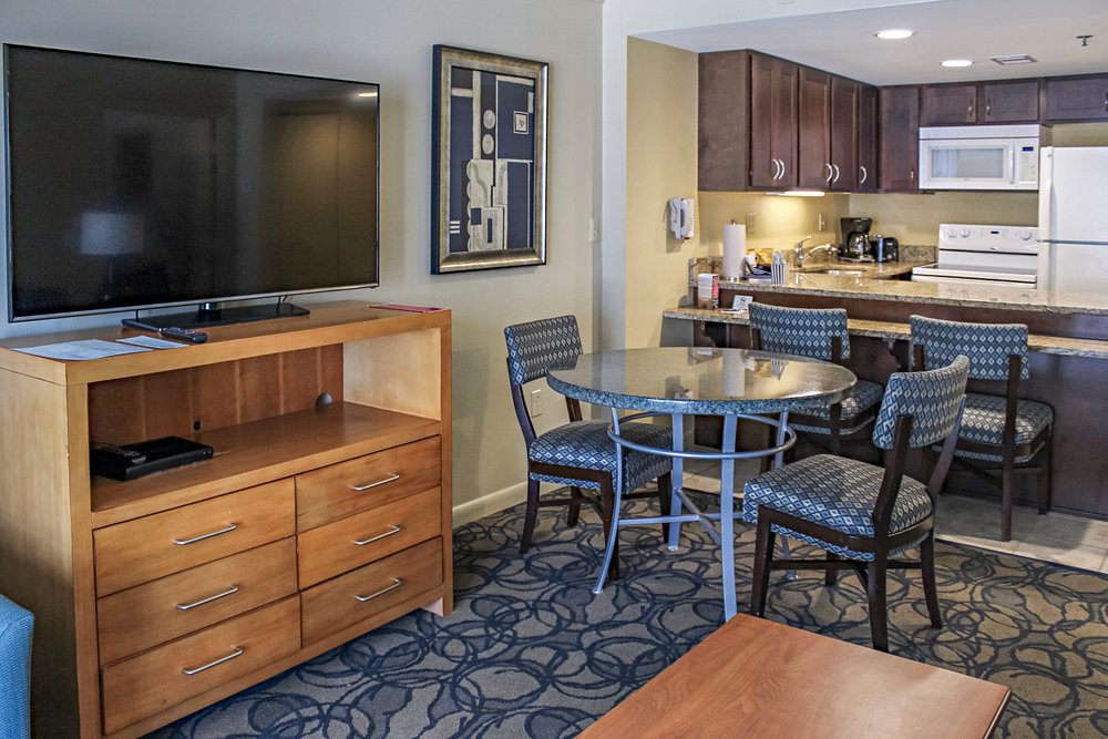 Diamond Daytona Beach Regency living area
