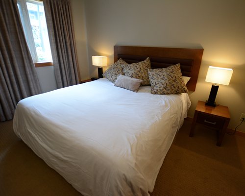 Elkhorn At The Lodges bed