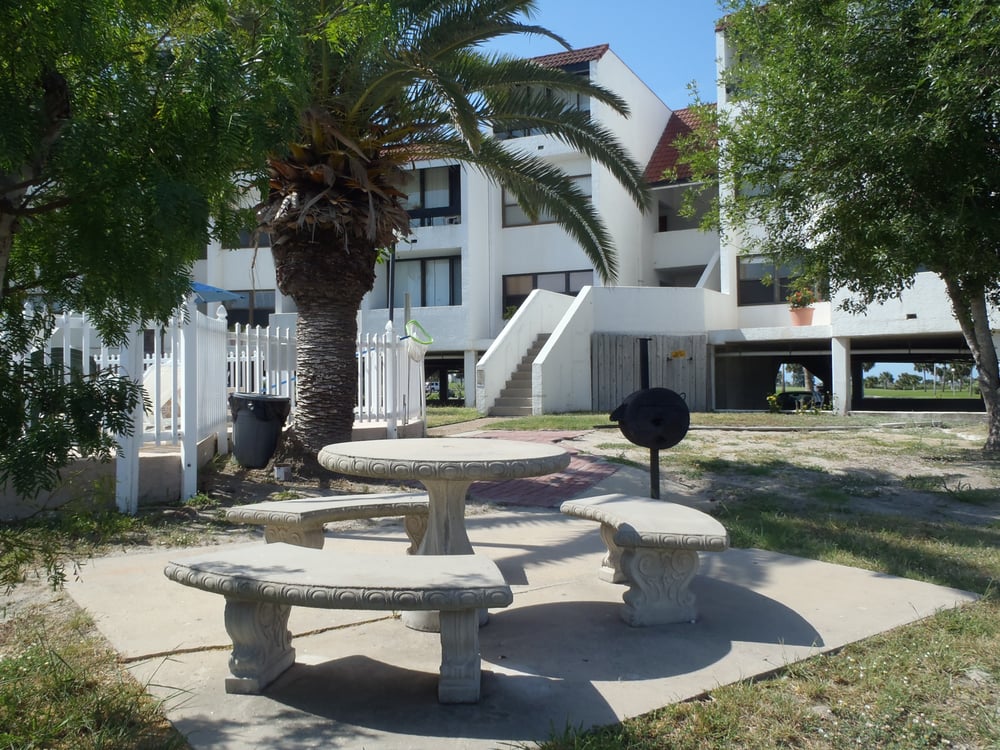 Fairway Villas exterior
