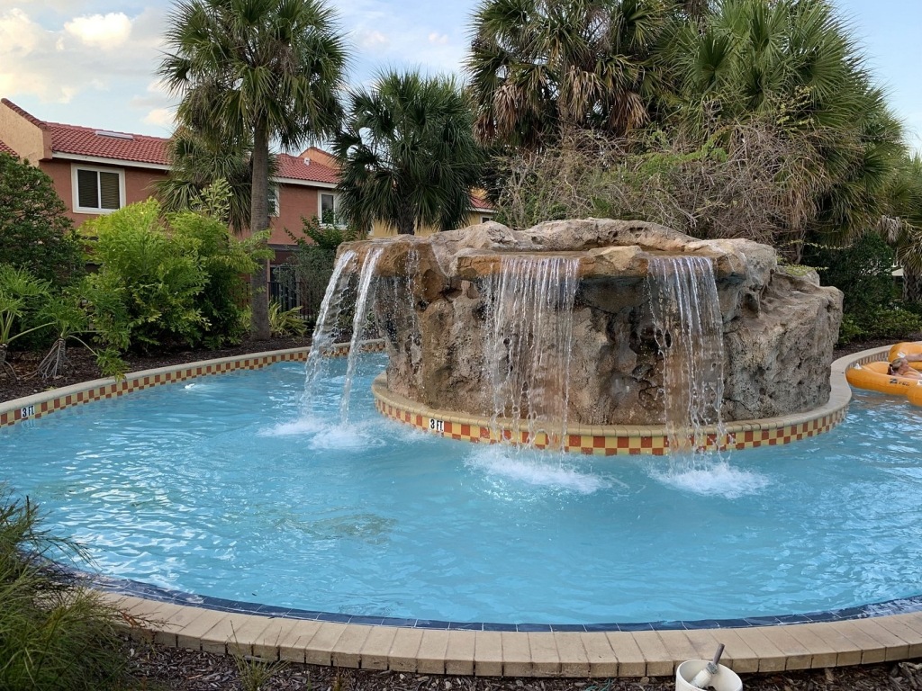 lazy river