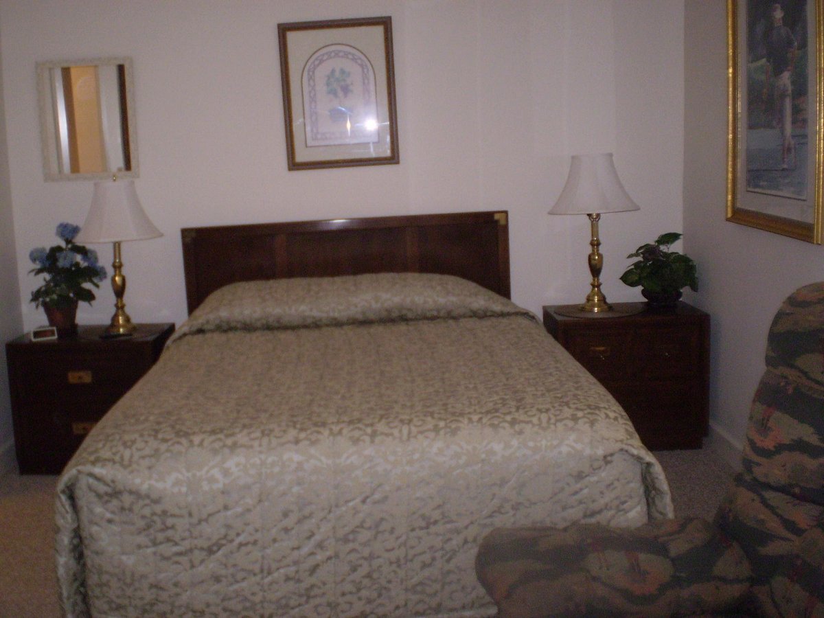 Foxfire Golf And Country Club bedroom