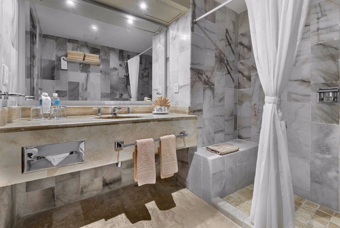 full bathroom at El Moro Tower El Cid At Mazatlan