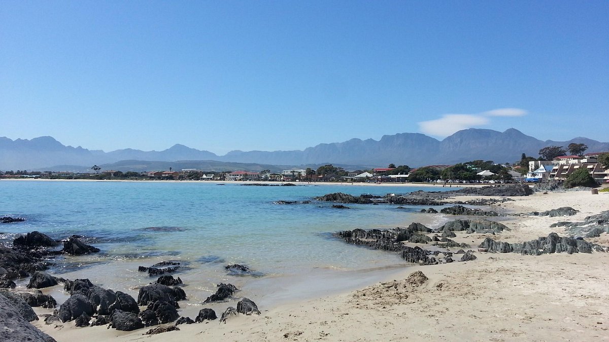 Strand Pavilion Beach