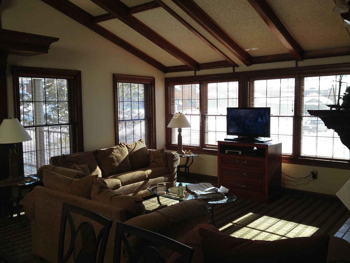 Sunburst Condominiums Living Area