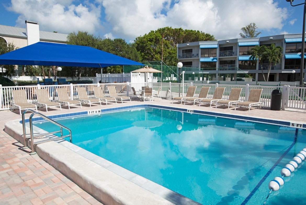 Outdoor swimming pool