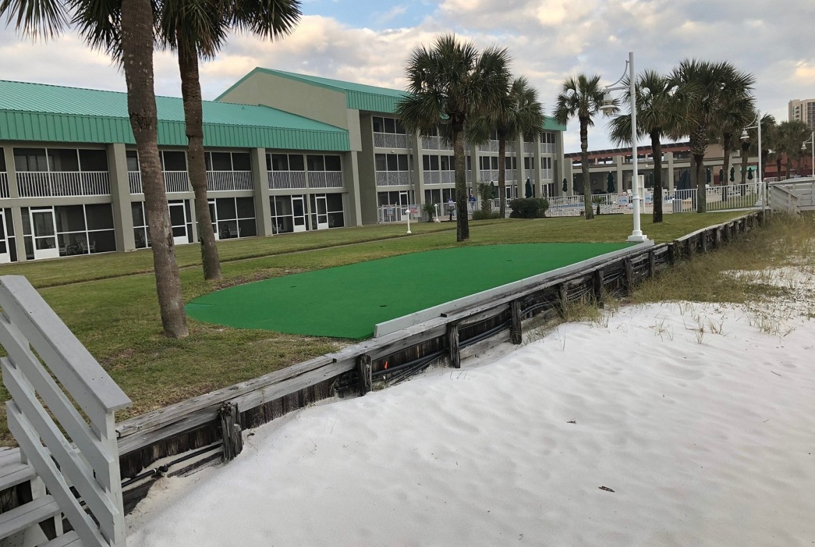 Holiday Beach Resort- Destin beach view