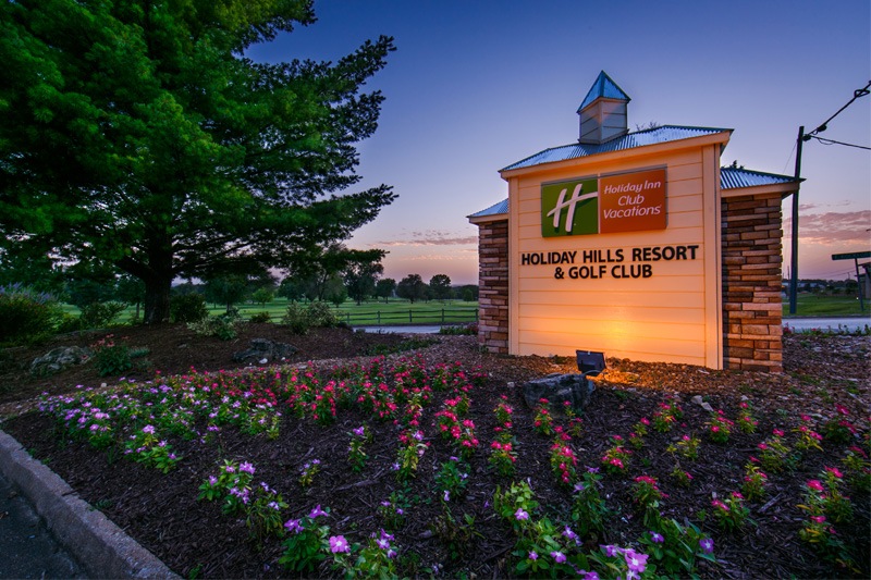 Holiday Hills Sign