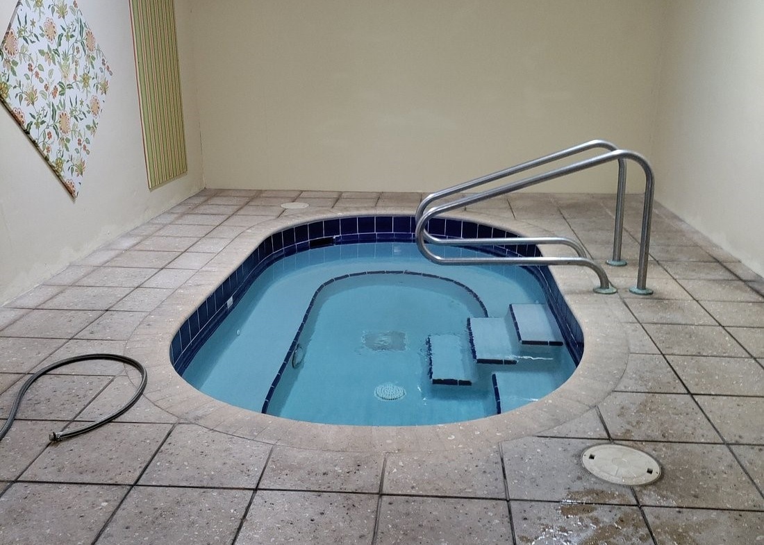 hot tub