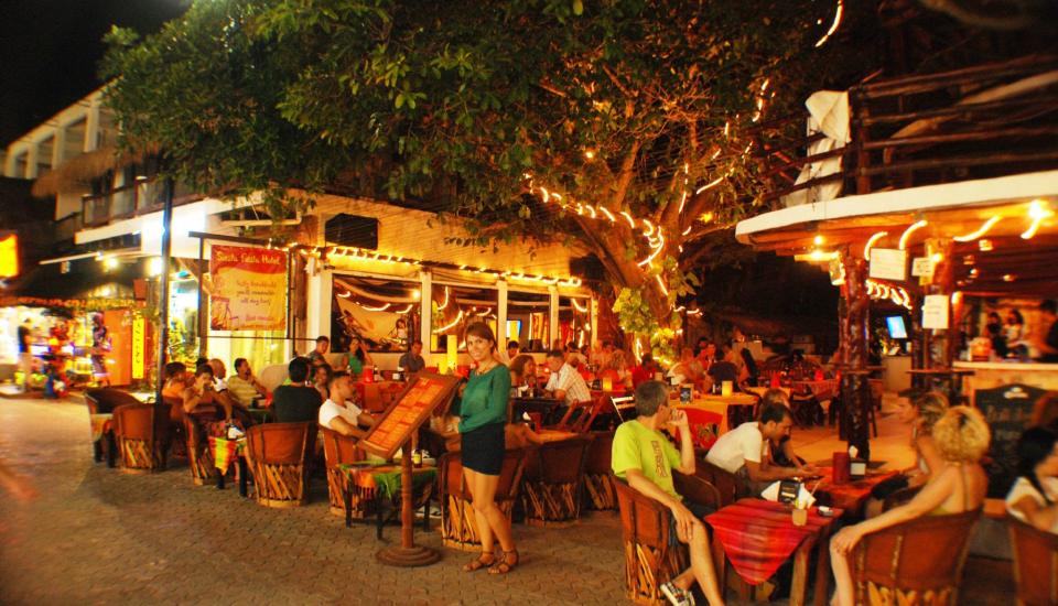 Hotel Fiesta Siesta entertainment