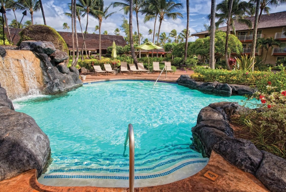 Shell Owners Club – Pacific outdoor pool